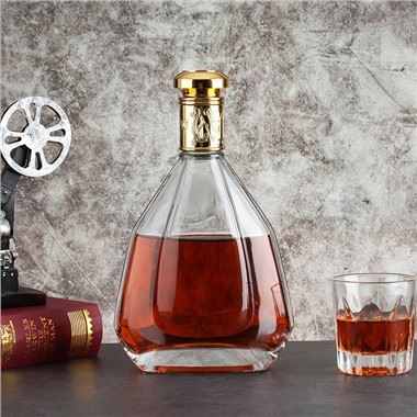 Bottiglia di Brandy Adam