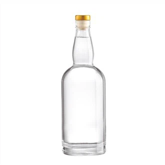 Bottiglia di vetro alta Vodka bianca